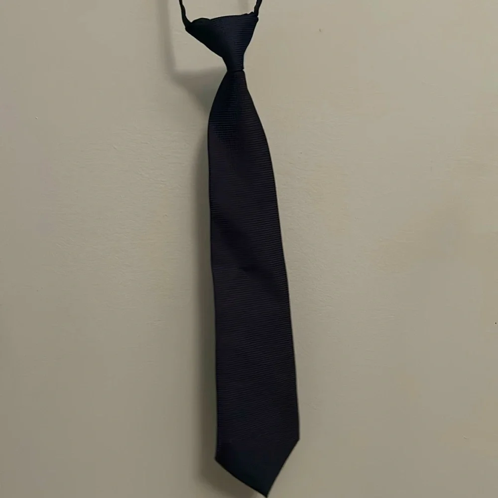 Dressed Up by Gymboree tie, navy blue, ages 6 & up